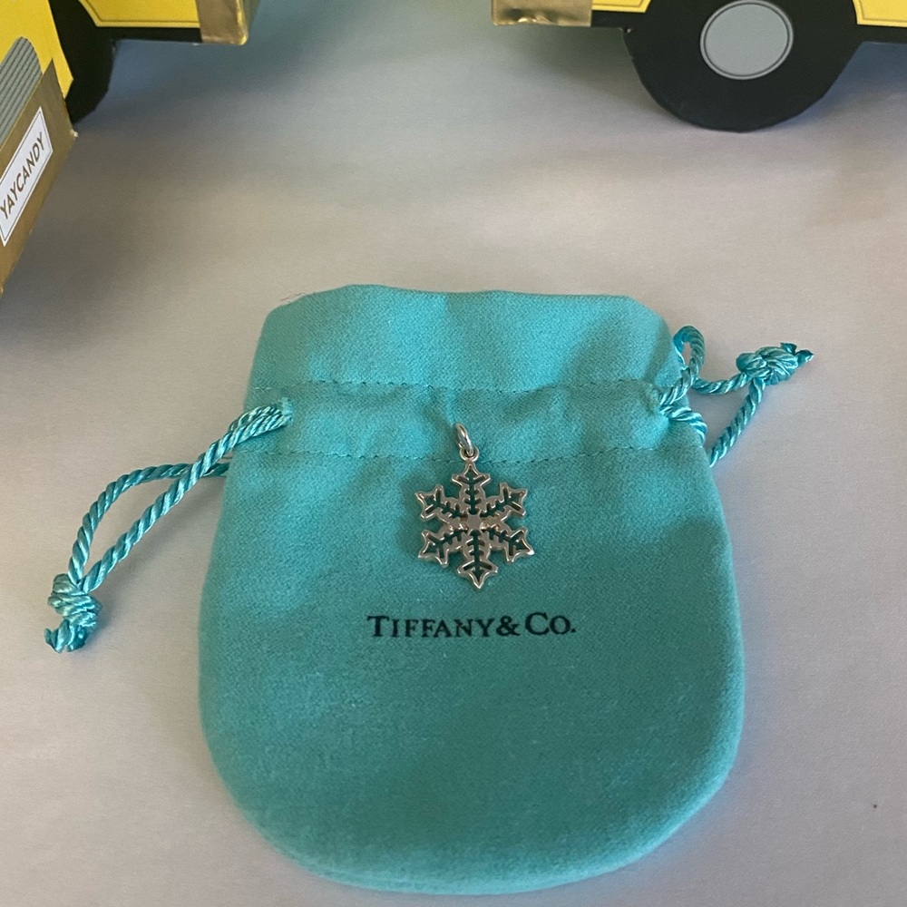 Tiffany & Co. Snowflake ❄️ - Picture 2 of 5